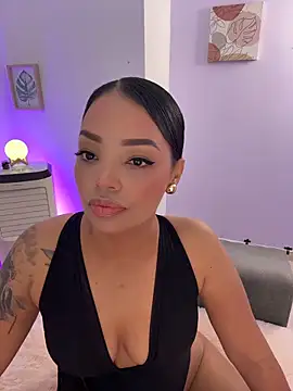 Sara LipsX online show from February 15, 2026, 11:12 pm