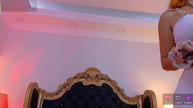 AdelinaVans online show from March 11, 2026, 10:54 am