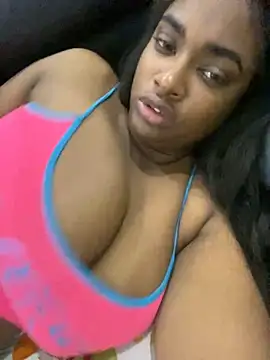 Snapshot of _MARRTINNA_ chatting on January 19, 2025, 10:28 am MARRTINNA online show from January 19, 2025, 10:28 am