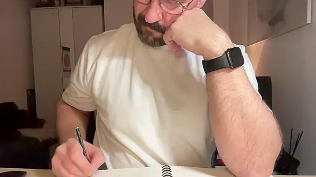 Mr Beef online show from February 8, 2025, 11:45 pm