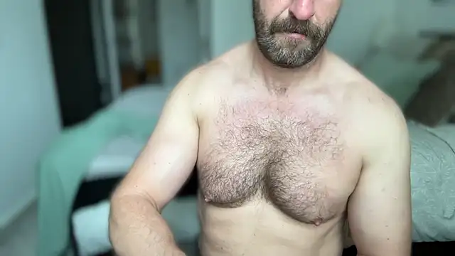 Snapshot of Mr_Beef chatting on June 6, 2026, 2:00 pm Mr Beef online show from June 6, 2026, 2:00 pm