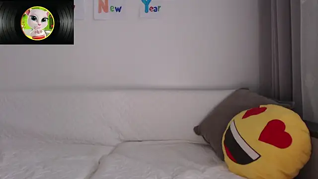  JustmeHere  online show from February 9, 2026, 7:12 am