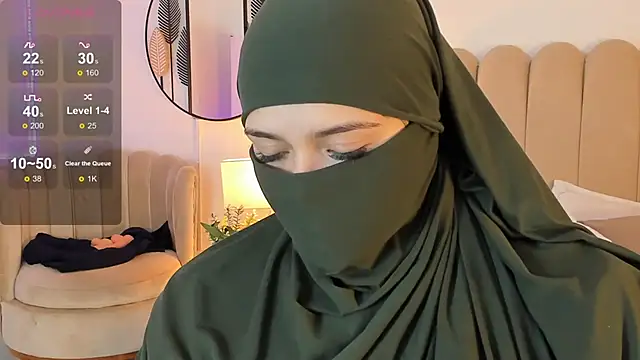 anna-henao online show from December 9, 2024, 2:49 pm