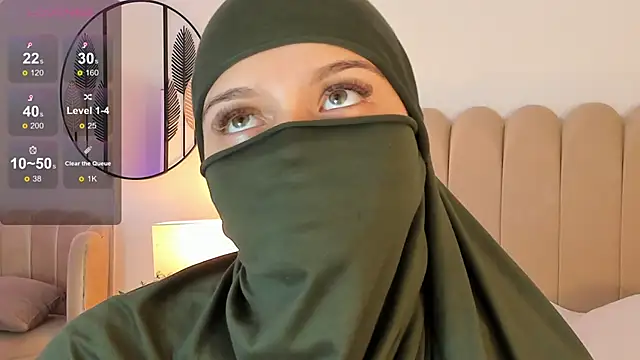 anna-henao online show from December 13, 2024, 4:49 pm