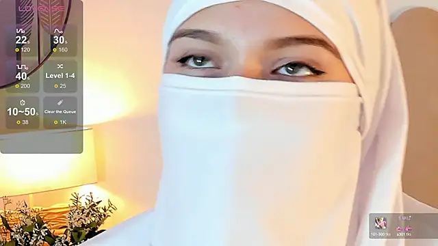 anna-henao online show from January 8, 2025, 4:44 pm