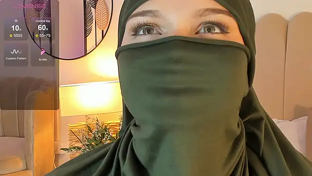 anna-henao online show from January 17, 2025, 8:11 pm