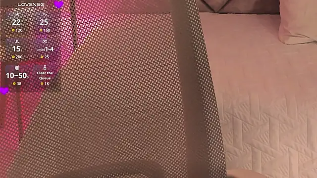 anna-henao online show from February 25, 2026, 8:18 pm