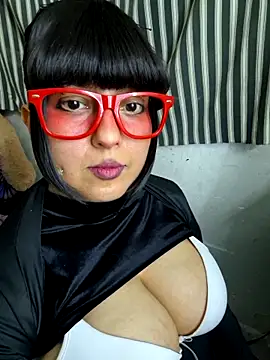 Derry Cooper online show from January 7, 2026, 1:41 am