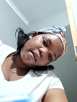 Ms  JOJO online show from November 7, 2025, 5:24 pm