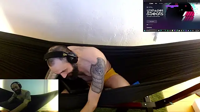 Snapshot of AceSpinning_DJ chatting on March 1, 2026, 11:01 am AceSpinning DJ online show from March 1, 2026, 11:01 am