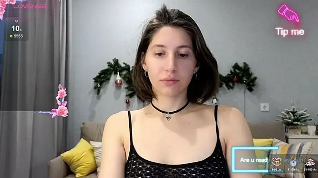 Snapshot of marrycolins chatting on December 30, 2024, 2:31 am marrycolins online show from December 30, 2024, 2:31 am