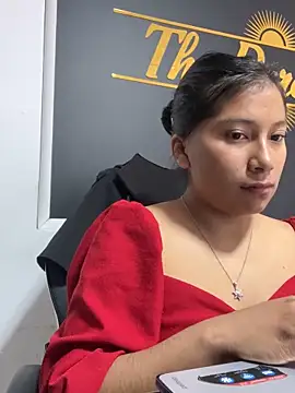 Snapshot of LinnaGardenia chatting on March 7, 2025, 1:51 pm LinnaGardenia online show from March 7, 2025, 1:51 pm