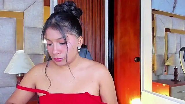 LinnaGardenia online show from January 14, 2026, 1:17 pm