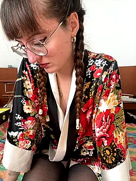  foxygirl  online show from October 5, 2025, 9:51 am