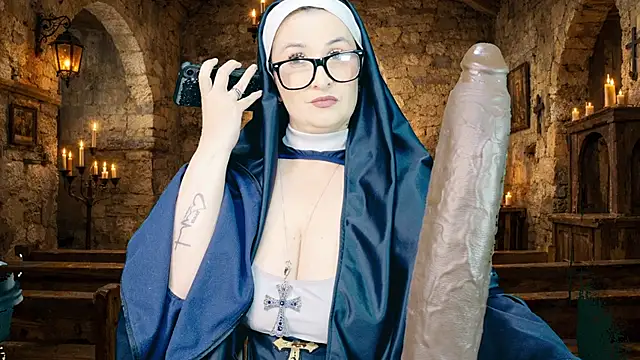 helenas fantasy online show from March 27, 2026, 1:44 am