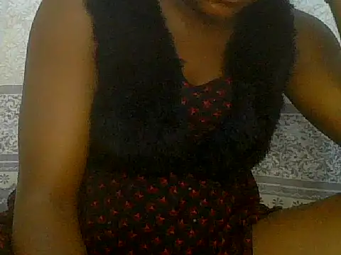 pretty nanah online show from October 4, 2025, 7:12 pm