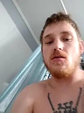 Snapshot of selfmadestud chatting on February 10, 2026, 10:41 am selfmadestud online show from February 10, 2026, 10:41 am