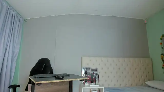 Snapshot of nami_sam01 chatting on March 11, 2025, 12:39 pm nami sam01 online show from March 11, 2025, 12:39 pm
