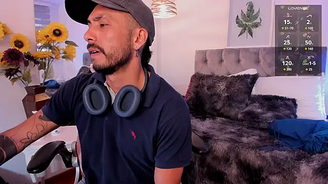 Tom cooper  online show from September 25, 2025, 12:09 pm