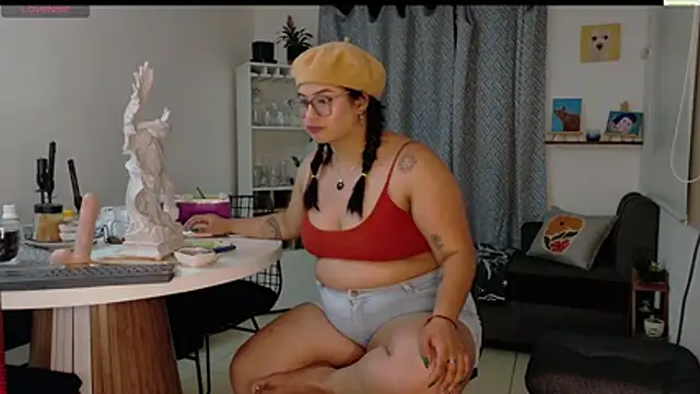 mollyshake1 online show from November 27, 2025, 6:59 am