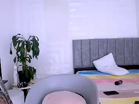 Snapshot of nataly_red chatting on December 28, 2024, 8:36 pm nataly red online show from December 28, 2024, 8:36 pm