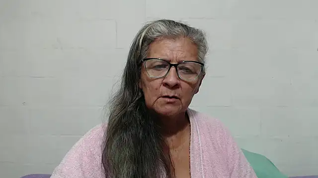 candy mature  online show from October 5, 2025, 12:25 pm