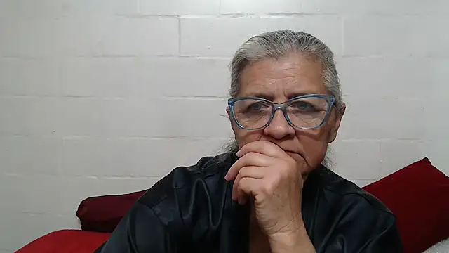 candy mature  online show from October 30, 2025, 11:22 am