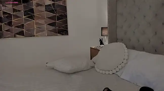 vangie  online show from January 17, 2025, 2:29 am