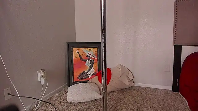 yiauana online show from February 13, 2026, 3:41 pm