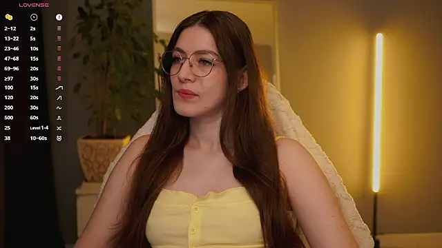 Ester Hill online show from February 12, 2026, 3:23 am