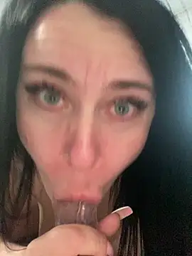 CuteNata online show from March 11, 2025, 3:02 pm