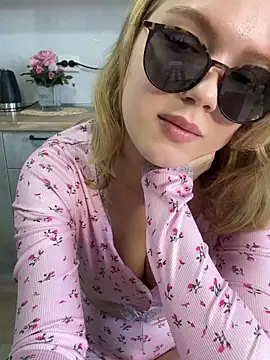 Little Forest ELF online show from March 15, 2025, 9:19 am