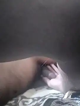 BadBoySmoker7070 online show from March 9, 2025, 11:14 pm