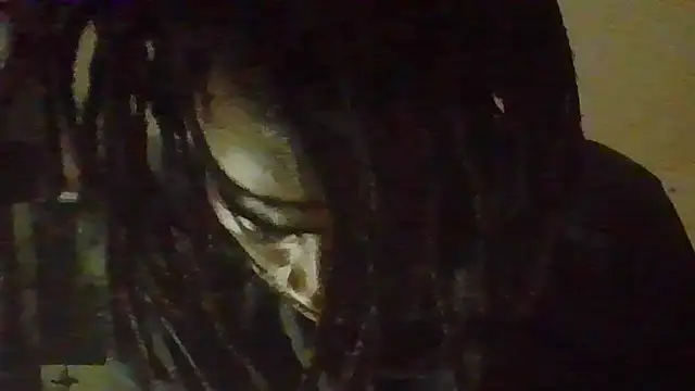 Snapshot of razzynolight chatting on November 11, 2025, 4:23 am razzynolight online show from November 11, 2025, 4:23 am