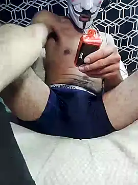 Snapshot of Sir-meltsclearrockzalot chatting on February 8, 2025, 8:52 am Sir-meltsclearrockzalot online show from February 8, 2025, 8:52 am