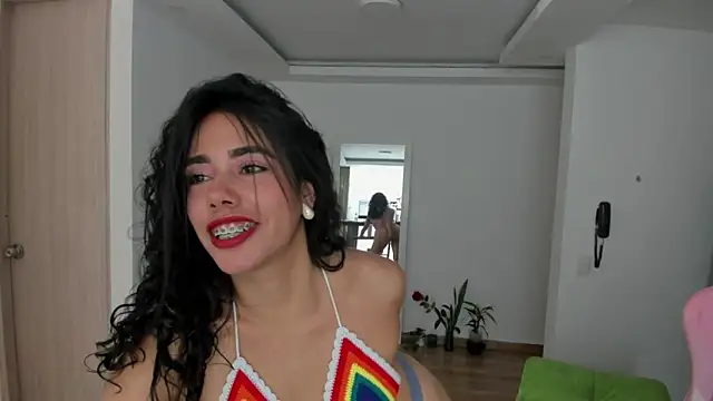 susana monroy online show from January 18, 2025, 8:09 pm