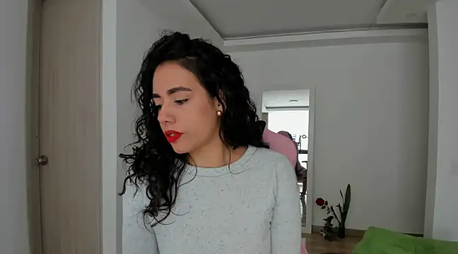 susana monroy online show from February 14, 2025, 9:53 pm