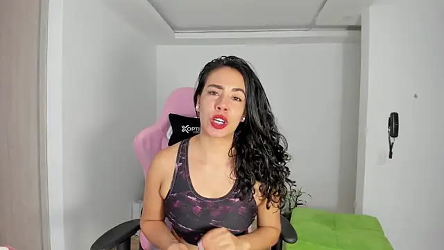 susana monroy online show from February 21, 2025, 9:22 pm