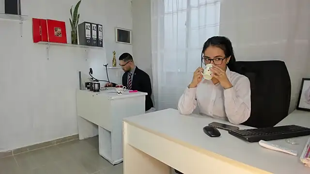 susana monroy online show from December 19, 2025, 11:28 am