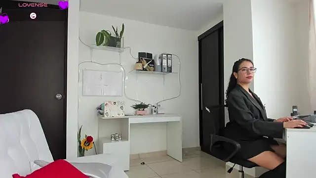 Snapshot of susana_monroy chatting on May 20, 2026, 6:58 pm susana monroy online show from May 20, 2026, 6:58 pm