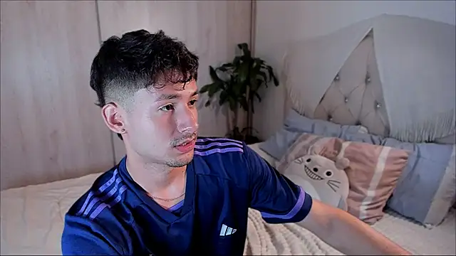 dimitri targaryen online show from September 22, 2025, 9:22 am