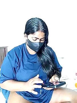 Snapshot of DISNI1997 chatting on December 15, 2024, 4:18 am DISNI1997 online show from December 15, 2024, 4:18 am