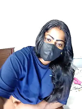 Snapshot of DISNI1997 chatting on December 20, 2024, 10:54 pm DISNI1997 online show from December 20, 2024, 10:54 pm