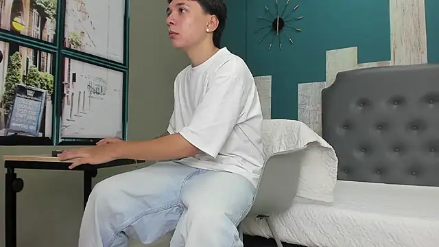 Rhaegal hot online show from March 5, 2025, 2:12 pm