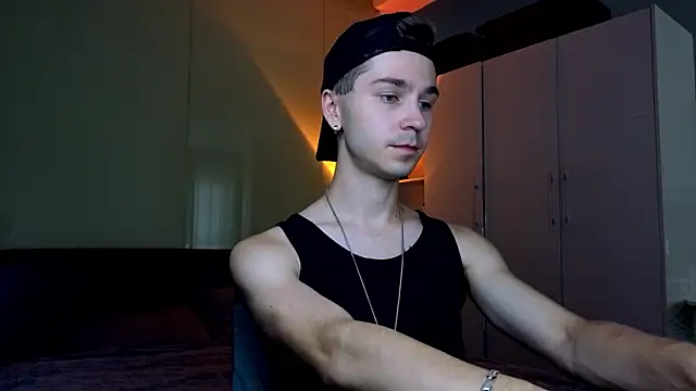 Joseph  Quinn online show from February 26, 2026, 6:45 am