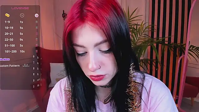 arielabradberry online show from December 22, 2024, 10:38 am