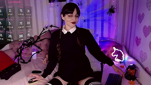 Snapshot of AliceNikke chatting on November 3, 2025, 12:24 am AliceNikke online show from November 3, 2025, 12:24 am