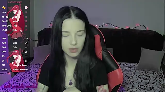 Snapshot of Miya_Dream_UKR chatting on January 17, 2026, 6:44 pm Miya Dream UKR online show from January 17, 2026, 6:44 pm