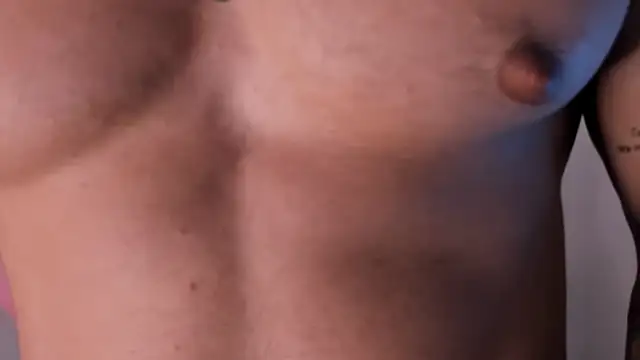 Snapshot of Thomas_Fit1 chatting on June 21, 2026, 10:45 pm Thomas Fit1 online show from June 21, 2026, 10:45 pm