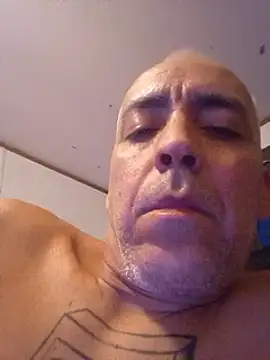 Xoc8  online show from March 2, 2025, 10:24 am